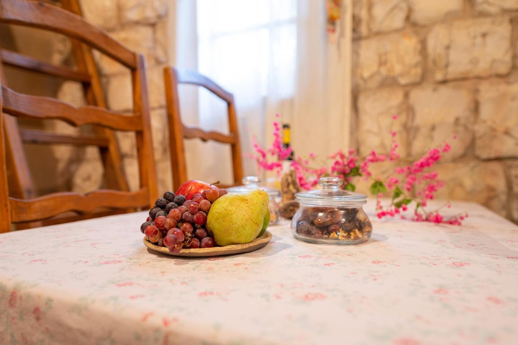 Hemdatya Stone Suites In The Galilee Ilaniya 客房 照片